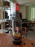 一発で元気になるリキュール～ドラキュラズ・ブレッド